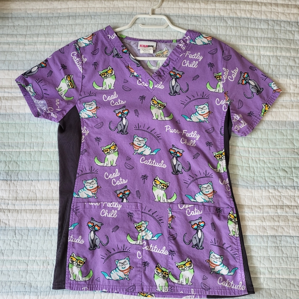 Scrub shirt